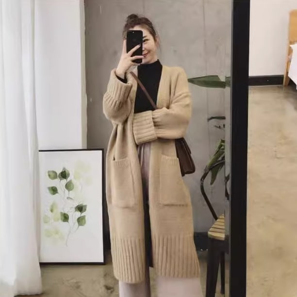 トップス カーディガン ロング ロング丈 袖あり 長袖 襟なし もこもこ モコモコ ポケット 前開き ニット かわいい 大人可愛い シンプル カジュアル 大人 おしゃれ お洒落 レトロ 大人女子 ラフ
