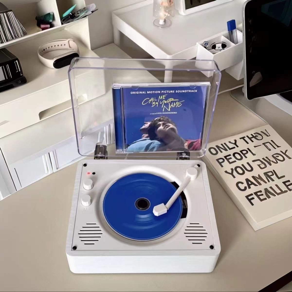 new!人気爆発中CDプレーヤー 1台多役 卓上＆ 多機能 カバー付気 CDプレーヤー 壁掛け式 が付きBluetoothFMUSBSDモード対応 多機能