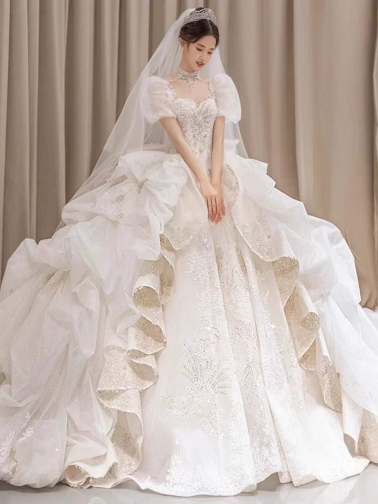 フランスのバブルスリーブウェディングドレス2023新婦の主糸は王女重工の高級質感で冬を引きずる
