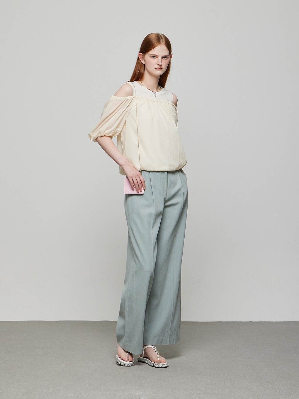 DEWL オフショルダー·レイヤード·ブラウス