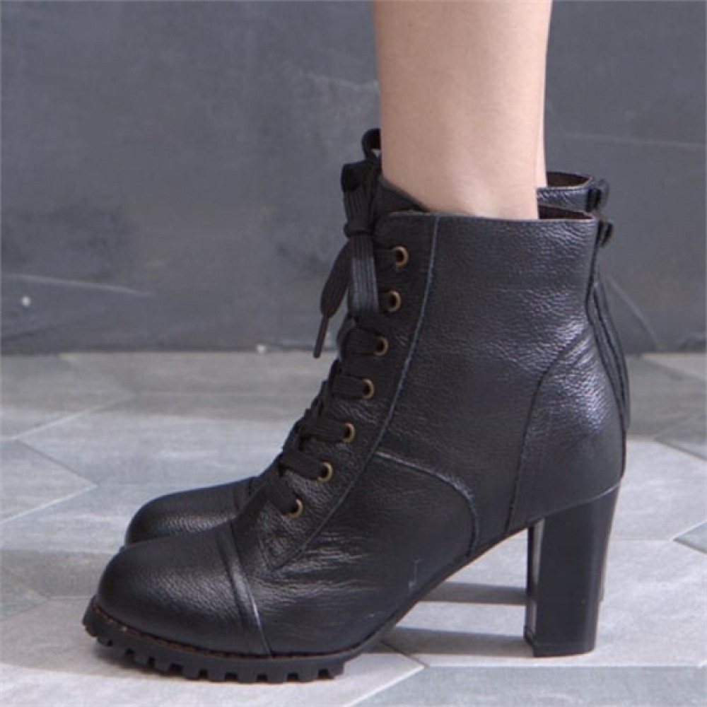 (ニナスパリ) 8cm 7ネックウォーカーヒール (9J666)