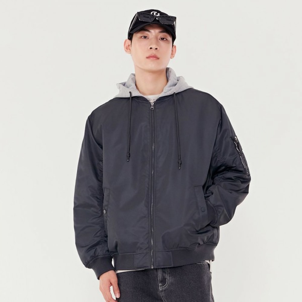 (チェースカルト) パブリックフード着脱式パッド入り航空ジャンパー-BFRU4121C0G