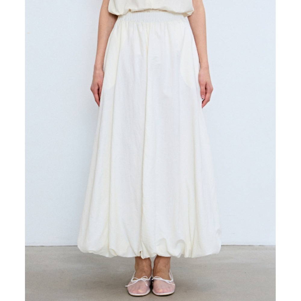NICK&NICOLE ミニマルトレンドフレアスカート_アイボリー