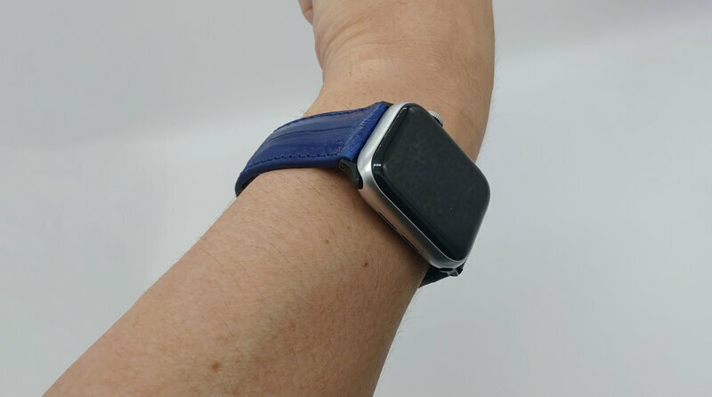 クロコダイル　アップルウォッチバンド　クロコ　ワニ革　時計ベルト　紺　ネイビー taacc0001