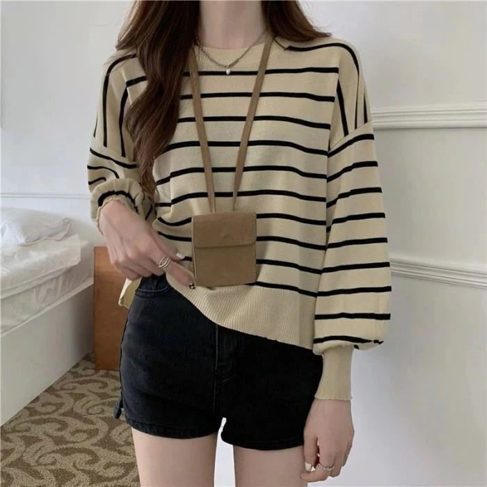トップスニットストライプ 秋冬 ニットトップス イレギュラー背中スリットデザイン ニットセーター 人気なリブニット