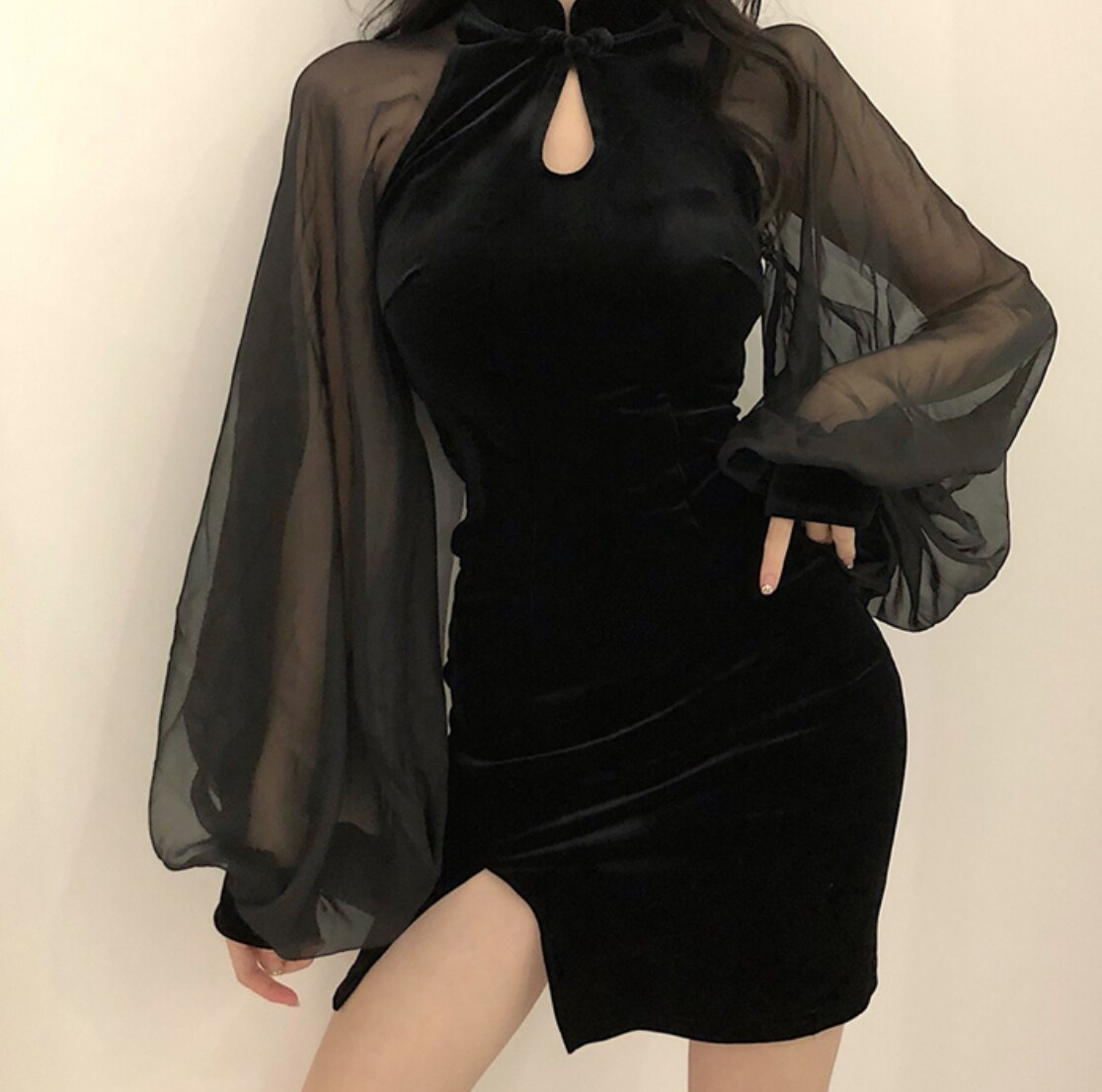 ワンピース ミニ ショート ボリューム キーネック タイト 細身 シフォン かわいい 大人可愛い きれいめ シンプル 上品 おしゃれ エレガント デート パーティ イベント 韓国 L XL 黒