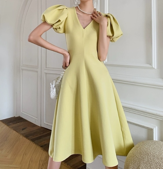 ワンピース ミディアム丈 袖あり 半袖 パフスリーブ Aライン かわいい 大人可愛い きれいめ シンプル カジュアル 大人 上品 おしゃれ 甘い 無地 夏 20代 30代 レディース デート