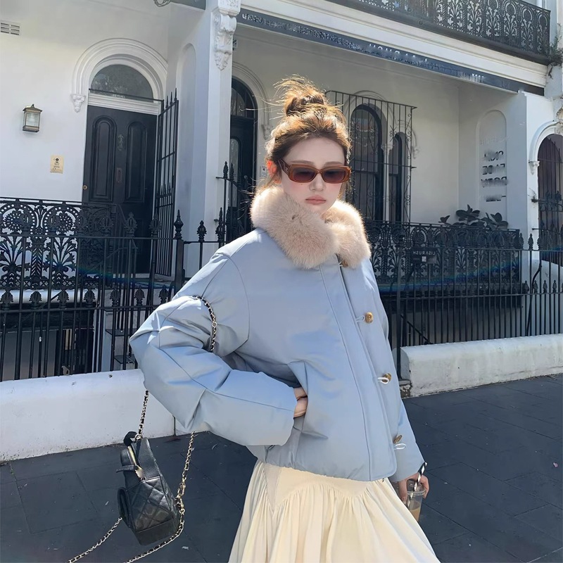ツートンのフェイクフォックスファーカラーのホワイトダックダウンジャケットレディース通勤スリミング韓国風ショートコート2025年冬の新作