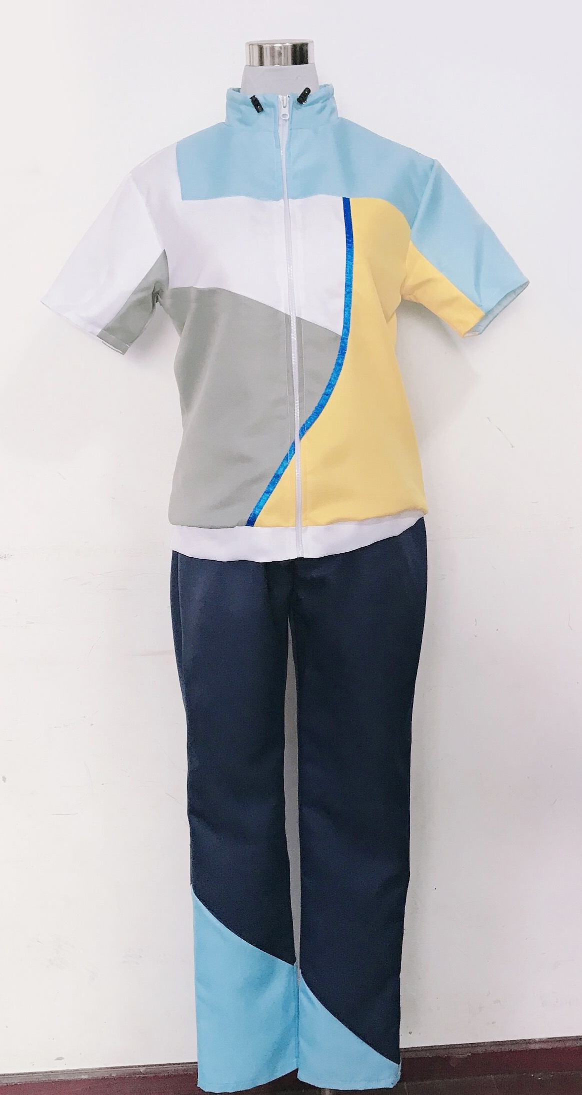 コスプレ衣装 に適合する おかあさんといっしょの体操のお兄さん 風 コスプレ 衣装 上着+ズボン C1354 7,462円