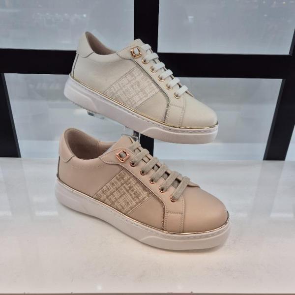 HC11 牛革 女性靴 T0K8U51A3Q (41359434)