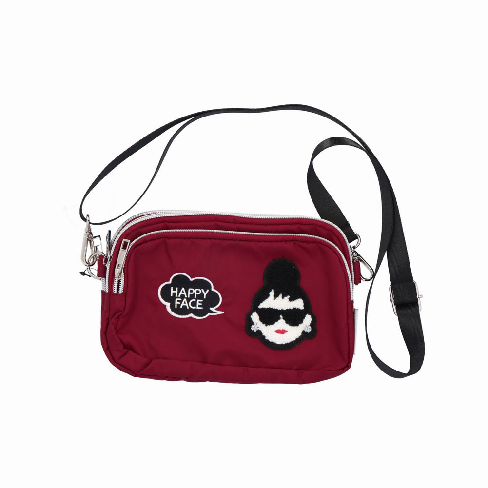 HAPPY FACE EMMA ショルダーバッグ 相良刺繍 お顔 サングラス LADY 撥水加工 軽量 2wayショルダー バッグ ミニ 小さめ バイカラー 撥水 4,582円