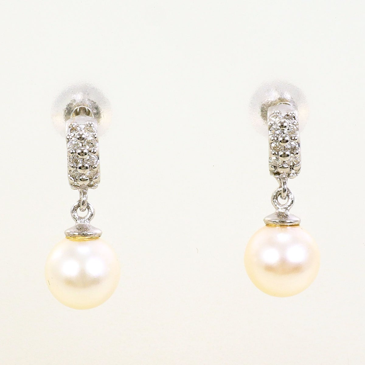 K18 18金 WG ホワイトゴールド ピアス パール（真珠） ダイヤモンド 0.05ct 総重量約1.4g 中古