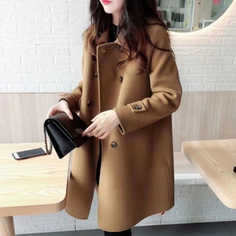 【輝いて超人気】 大人可愛い Aライン 無地 折り襟ダブルブレスト 中長 コート