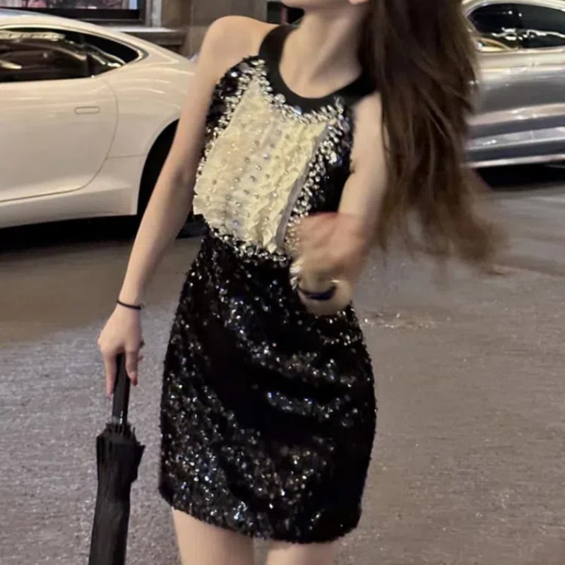 お嬢様 ラインストーン付き 肩出し ショート丈 ワンピース 8,699円