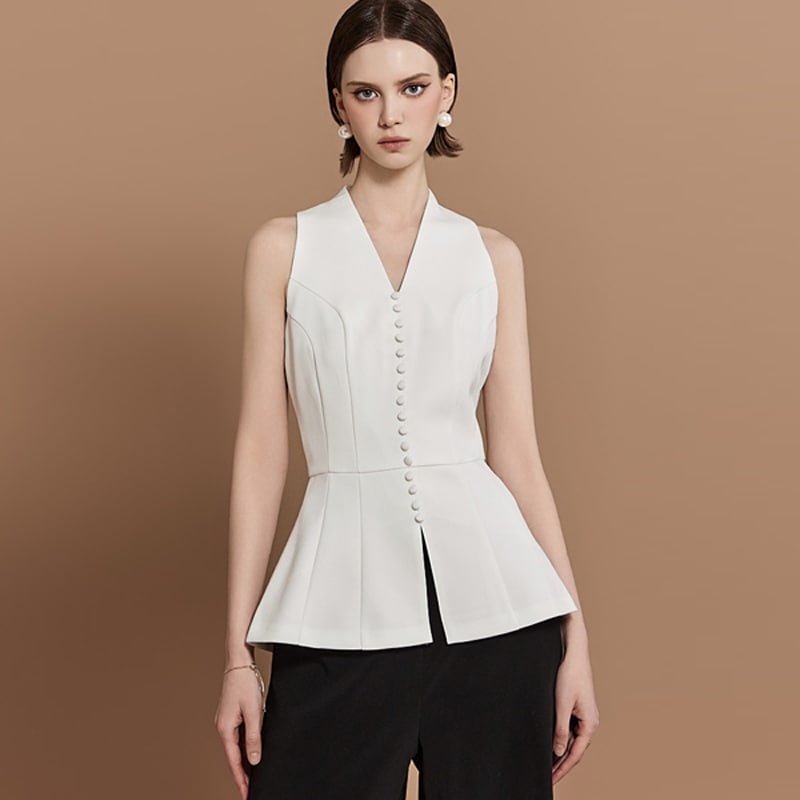 J9282 ボタン スリム ホールター ベスト 24,323円