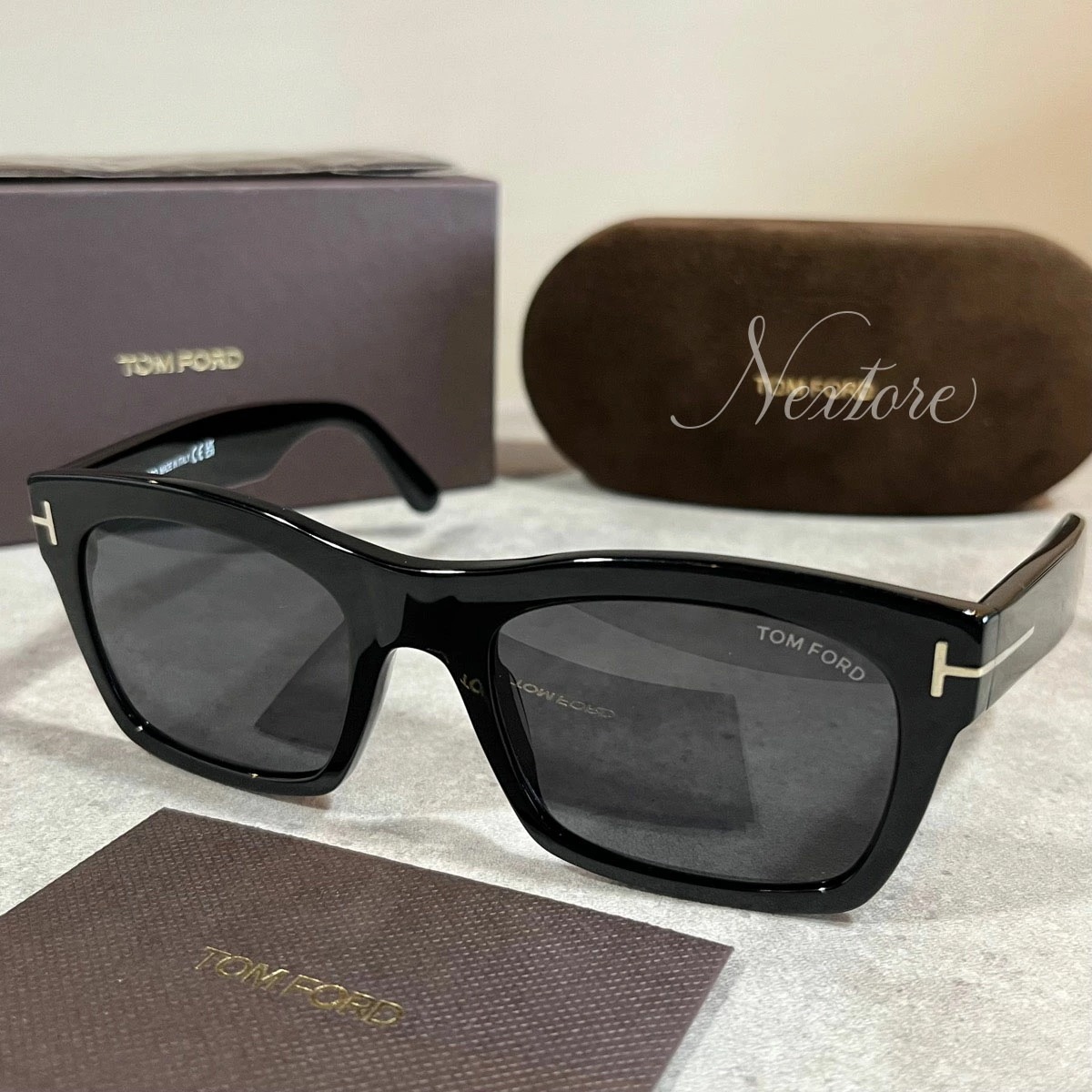 【正規品・新品】TOMFORD TF1062 FT1062 01A イタリア製 サングラス メガネ 眼鏡 メンズ レディース トム フォード 伊達メガネ ビジネス 普段