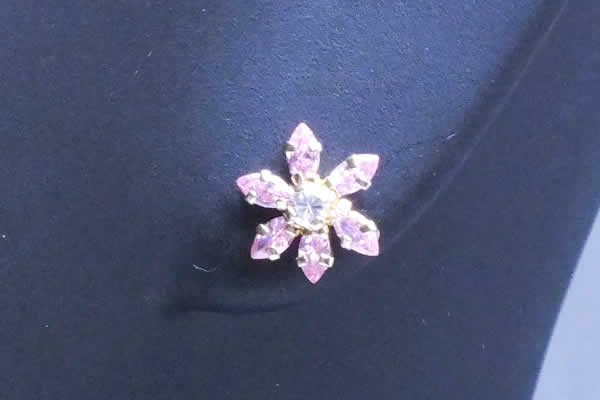 14金ドリスピアス 1個 片耳 キャッチ スタッド 本物の金 女性 彼女 花 雪の結晶 ピンク 綺麗
