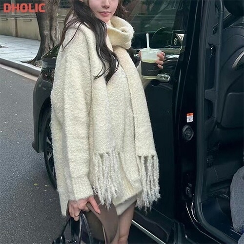 [メガ割りSALE]フリンジマフラー付ウール混Vネックルーズカーディガン