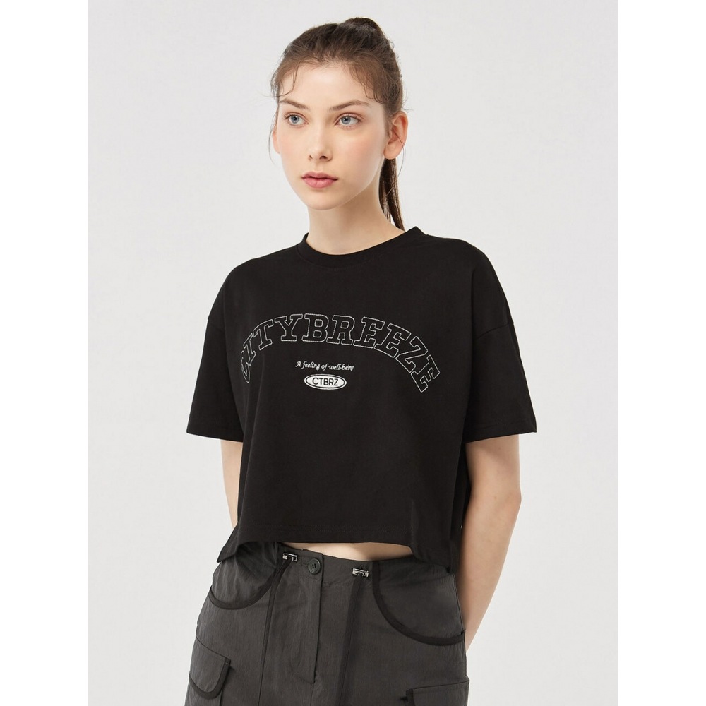 CITYBREEZE ロゴステッチ刺繍クロップTシャツ BLACK