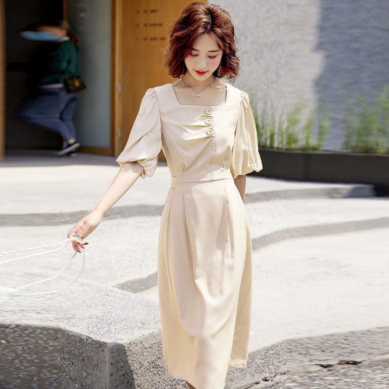 フロントボタンワンピース ワンピース フレアワンピース ミモレ ミモレ丈 ミディアム丈 袖あり 5分袖 五分袖 パフスリーブ スクエアネック フレア Aライン ウエストマーク 切り替えデザイン