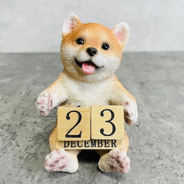 かわいい 犬 置物 柴犬の卓上日付カレンダー デスク上 おしゃれ 動物 可愛い リアル インテリア 動物 ガーデンオーナメント