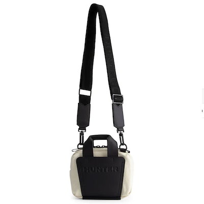 Sony a6300ミラーレス一眼カメラセット/レンズ/ストラップ/JOBY三脚