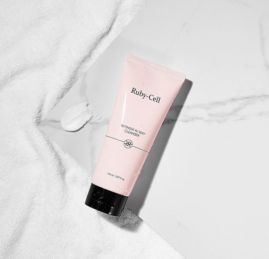 ルビセルインテンシブ哺乳4uシルキークレンザー150ml（幹細胞培養液1000ppm） 5,441円