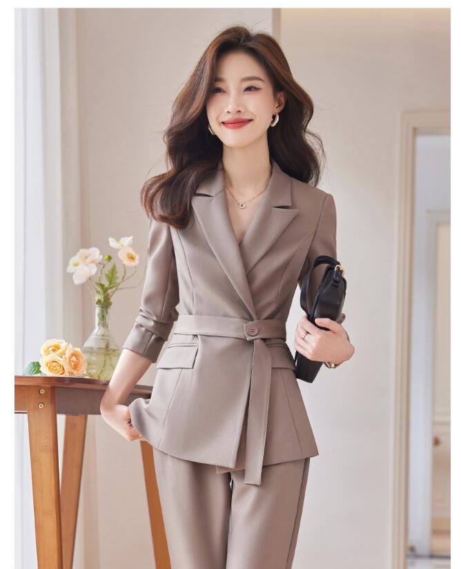 全3色 セットアップ おしゃれ 事務服 パンツスーツ レディーススーツ 上品 フォマール エレガント OL女性 オフィス ビジネス セレモニースーツ キャリア 通勤 ママスーツ 卒業式 入学式 結婚式