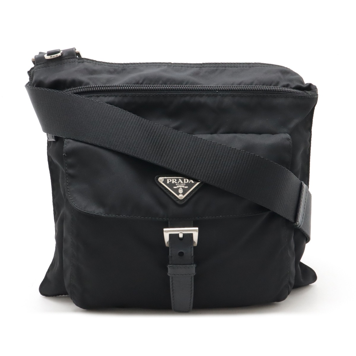 ショルダーバッグ 斜め掛け マチなし ナイロン レザー NERO 黒 ブラック シルバー金具 BT057 29,770円