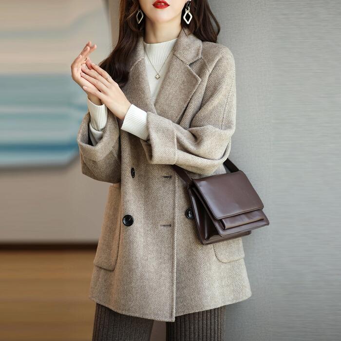 アウター ジャケット コート チェスタコート テーラード 羽織り レディース 大人 可愛い エレガント きれいめ カジュアル フェミニン シンプル 体型カバー ゆったり トラッド ミディ丈 ピンク