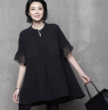 レディース トップス シャツ ブラウス カットソー プルオーバー フレア 膝上 半袖 5分袖 フレアスリーブ フリル袖 ラウンドネック フレア セミフレア 透け感 シースルー 大人可愛い きれいめ シ