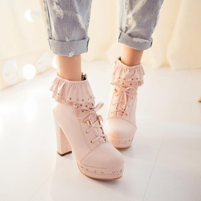 レディースブーツ　ハイヒール ショートブーツ ブーティー レースアップ　ロリータ風　編み上げブーツ　森ガール　ショートブーツ 美脚 靴　レディース 6色　日系　姫風　韓国風　ロリータ 太ヒール　11