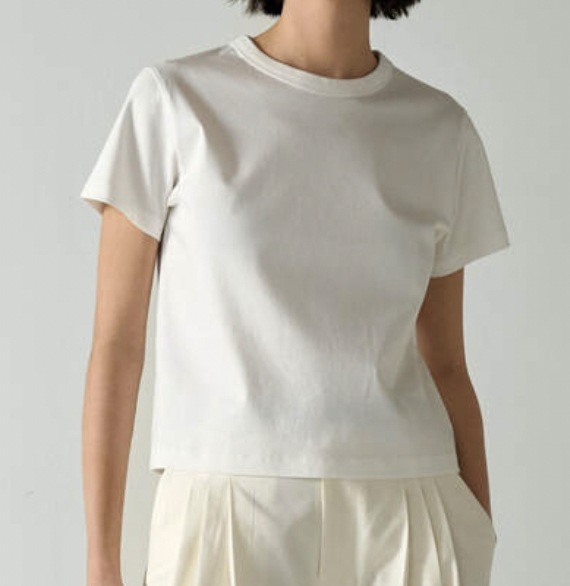 ファサードパターン Silket Cotton Cropped T-shirt Off White 7,770円