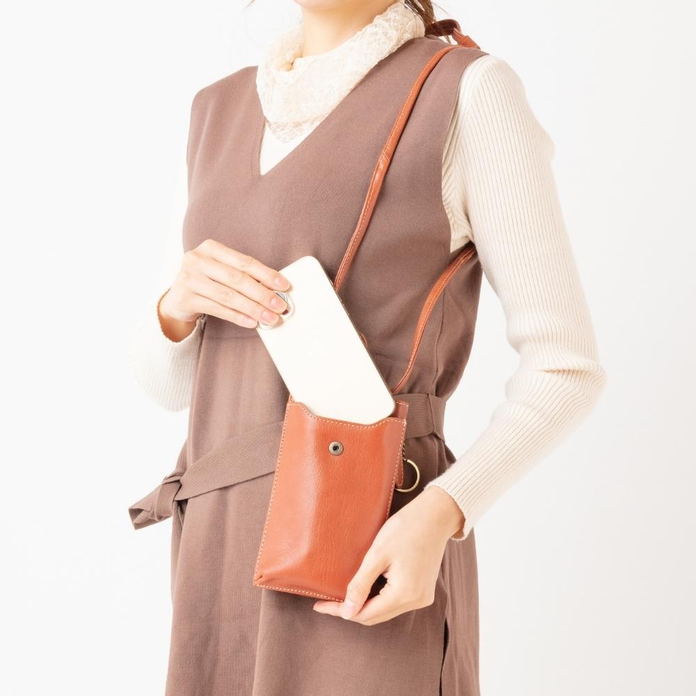 zucchero スマホポーチ ショルダーバッグ スマホショルダー ミニショルダー 本革 革 レザー 49400