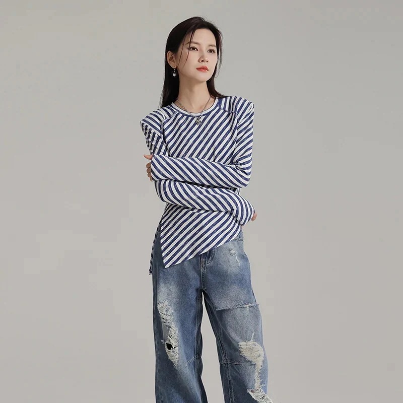 【J.Fashion】 ボーダー Tシャツ 長袖 スリム 弾力性 レディース ロンT トップス 関連商品は店で購入可能 5,147円
