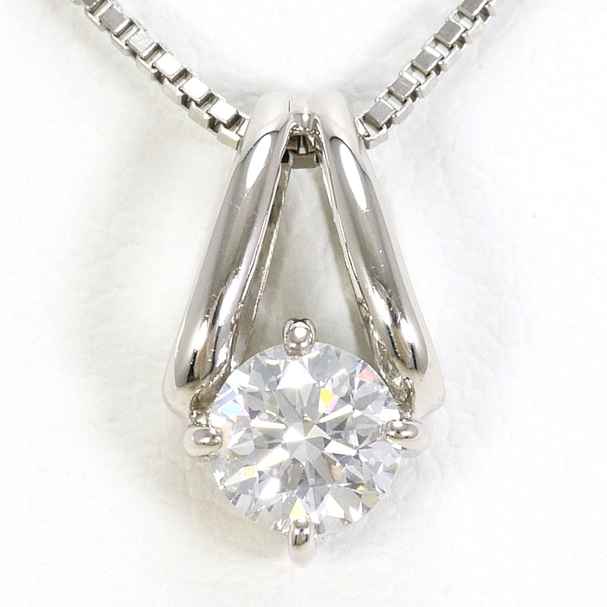 PT900 プラチナ PT850 プラチナ ネックレス ダイヤモンド 0.321ct VS2 鑑定書 総重量約2.8g 約40cm 中古