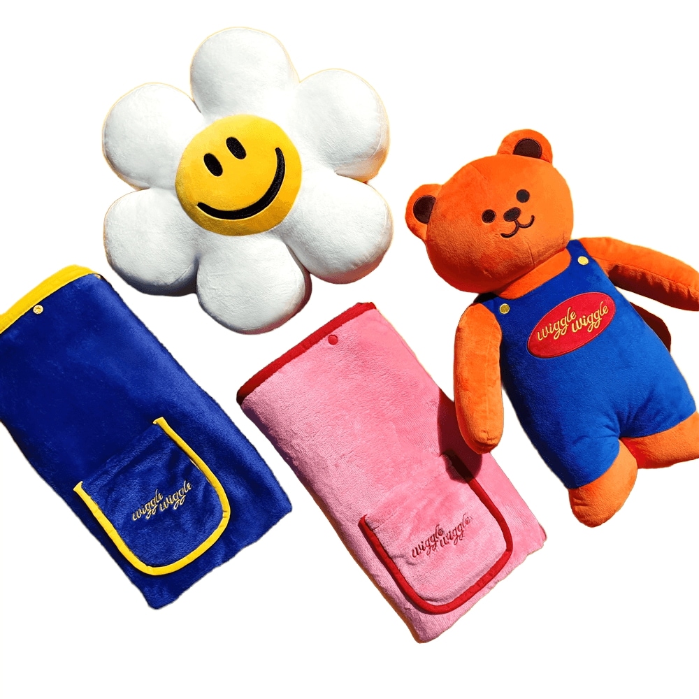 [ウィグルウィグル] 暖かい膝掛けクッション毛布 - Teddy Bear