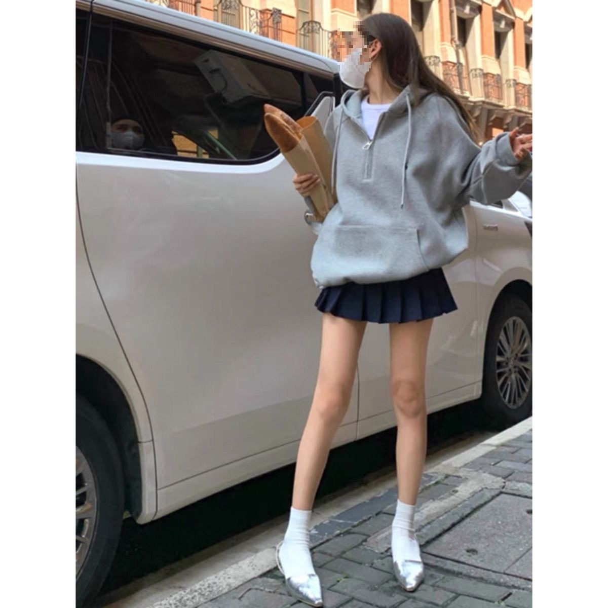 アメリカンスタイルのハーフジップフード付きグレーのスウェットシャツレディース春と秋ゆったりとしたフィット感プラスサイズファッショナブルニッチスタイルフリースの裏地と厚手のコート