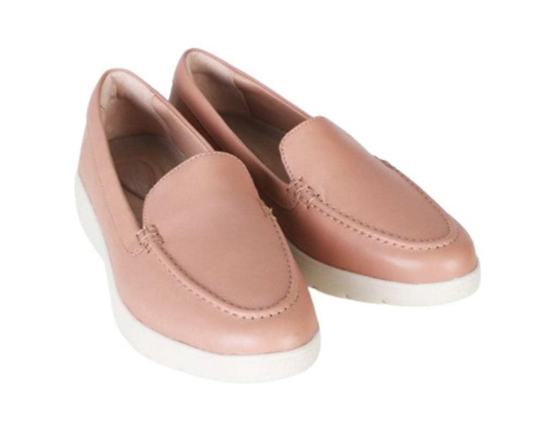 リリー ローファー CJ4219 女性用 トータルモーション ローファー 楽でスタイリッシュで軽いです