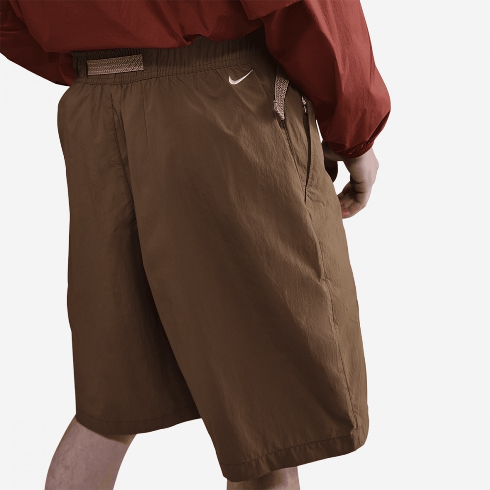 ナイキ・アイ・アクト UV RPL オーブエヴァー・イズ・ショート HJ2888 235