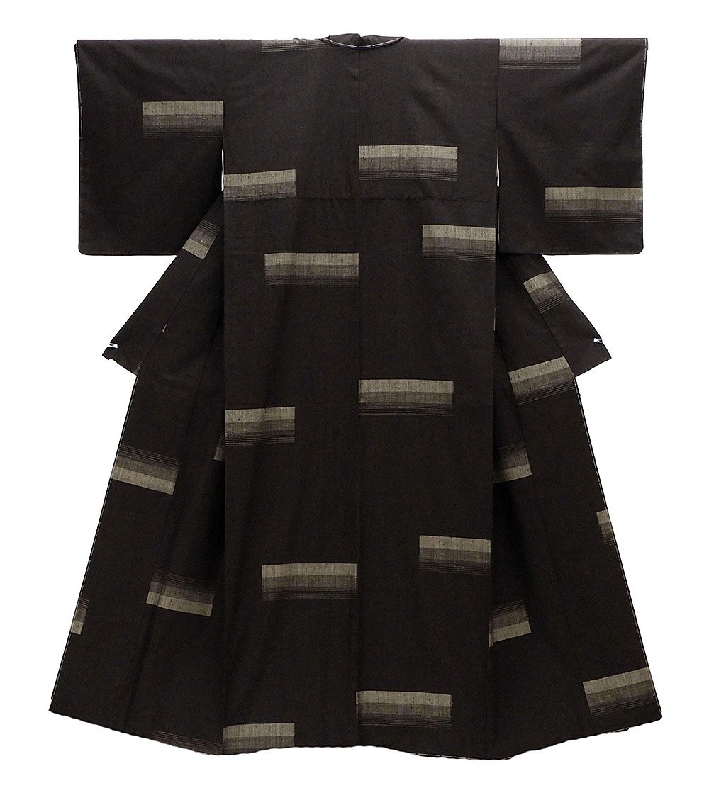 紬 未着用美品 正絹 おく玉 幾何模様 身丈160cm 裄丈62.5cm 手織結城紬 未使用 新古品 着物 d0510