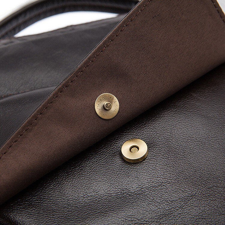 ショルダーバッグ ビジネス 牛革 斜め掛け 男女兼用 軽量 本革 男女兼用 7,447円