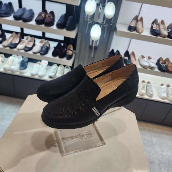 HC10 女性ヤギ革ローファー5cm黒 LCWC06U61319 (44203907)