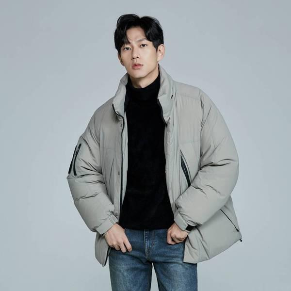 [THINFULL] 男性ハイネックグースシンダウン(B224DW070P)