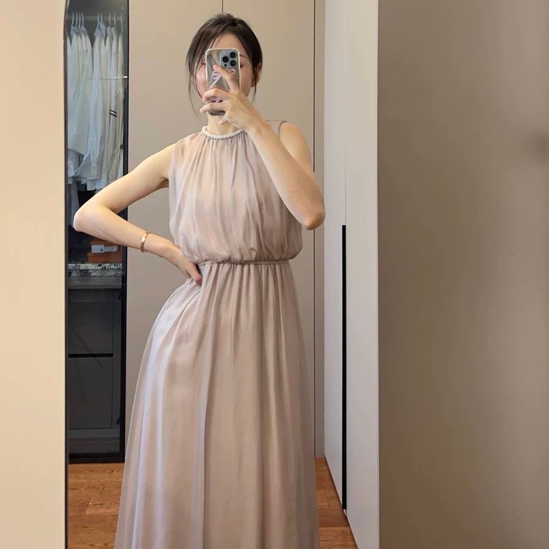 女性のためのハイエンドノースリーブドレス2024新しい夏のスタイル絶妙なウエスト痩身ロングスカート
