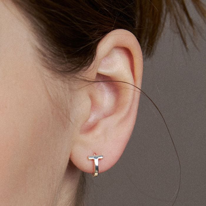 T-line one-touch earring 2色 おしゃれ ピアス 韓国芸能人着用 韓国ファッション