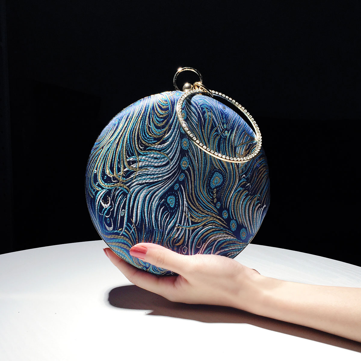 漢服バッグ古代スタイル刺繍小さなラウンド バッグ チャイナ ドレス スタイル手持ち宴会女性のバッグ小さなハンドバッグ メッセンジャー バッグ小さなハンドバッグ メッセンジャー 母の日 母の日-0008