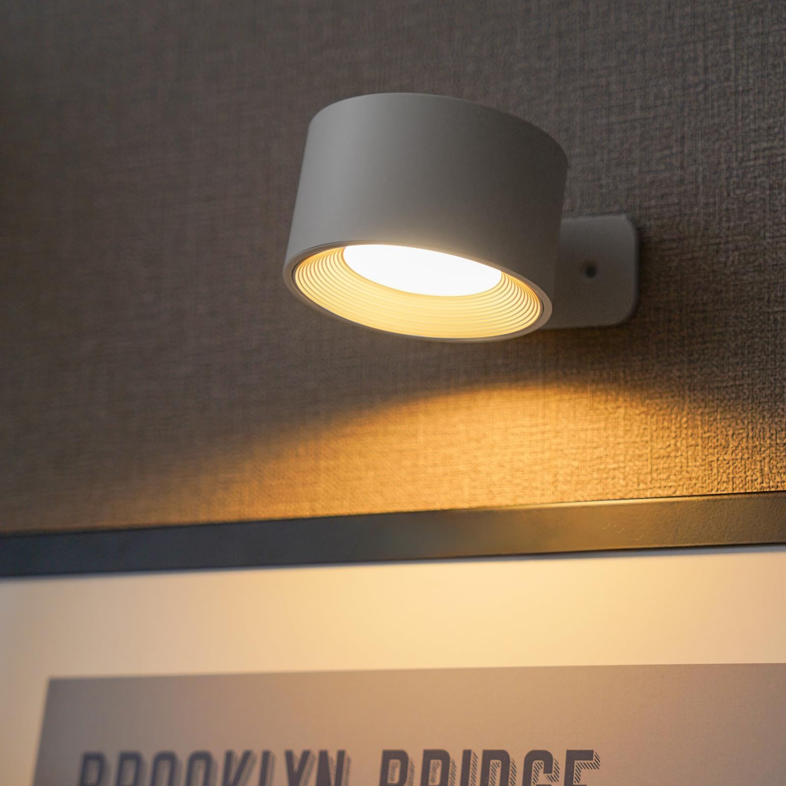 【お部屋に馴染むオリジナルカラー】atRise LED ブラケットライト おしゃれ [ 3色 調色 / 3段階 調光 ] 工事不要 ライト部分取り外し可能 / 360 壁付け照明 ウォールライト (