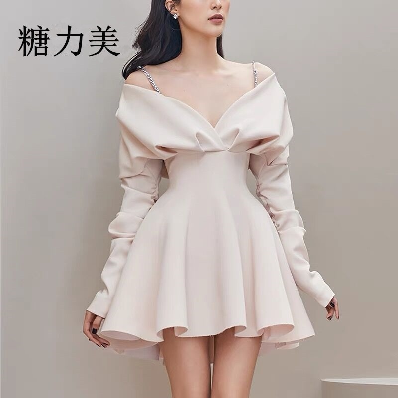 2024春秋新作ドレス女性セレブ風セクシーvネックウエスト長袖aライン吊り