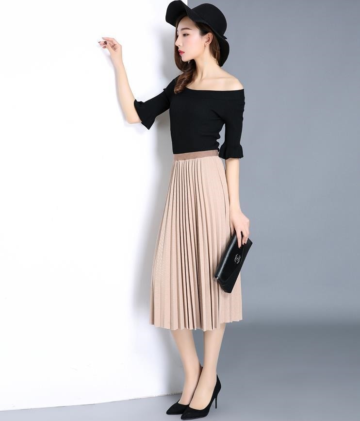 3085.オフィスカジュアルに プリーツロングスカート（春夏 saleアプリコット）